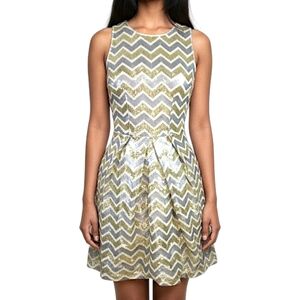 Chelsea & Violet NWT Gold and Silver Sequin Homecoming Dress Junior's Size XS